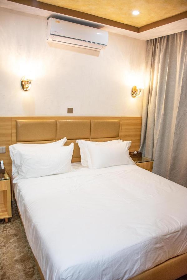 Sami Hotel Ouagadougou Dış mekan fotoğraf